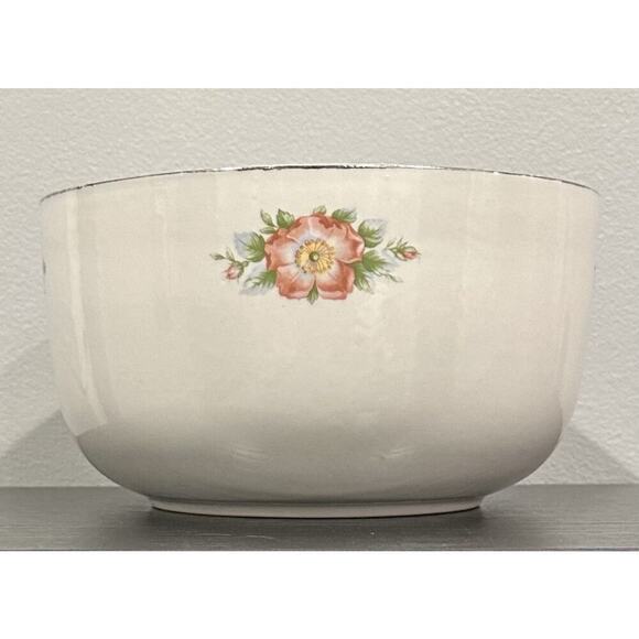 Vintage VTG 1940s Hall's Superior 8 7/8” Mixing Bowl MCM- Rose White Cottagecore - Picture 1 of 4